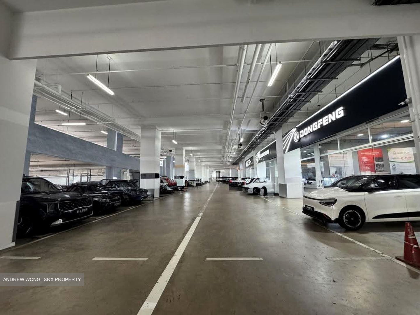 Carros Centre (D25), Factory #630593021